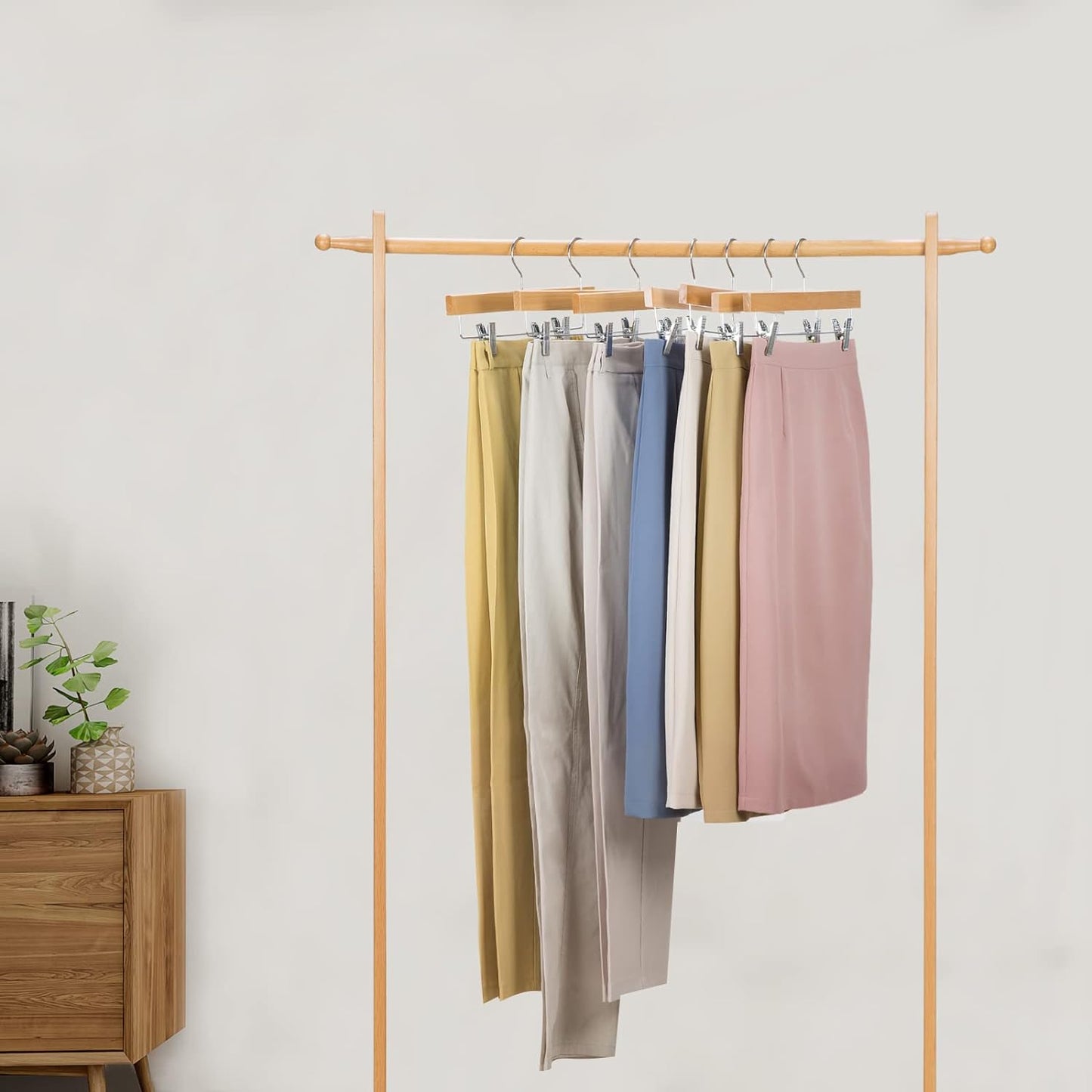 Setara Nav™ 10-Pack Solid Lotus Wood Pants & Skirt Hangers